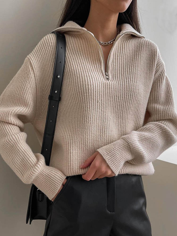 Turtleneck zipper sweater for women | Stylish and versatile knitwear | Shop Sartona