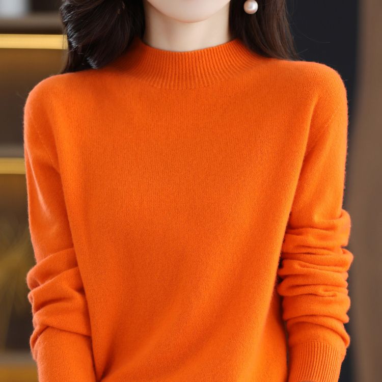 100% merino wool sweater for women | Luxurious and cozy winter fashion | Shop Sartona