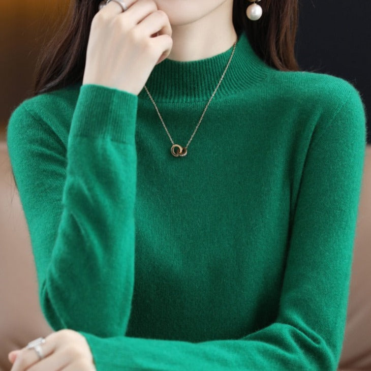 100% merino wool sweater for women | Luxurious and cozy winter fashion | Shop Sartona