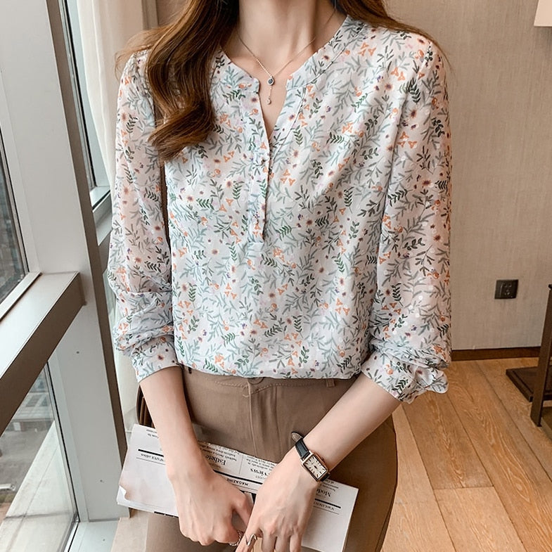 Colorful printed summer blouse for women |  Sartona