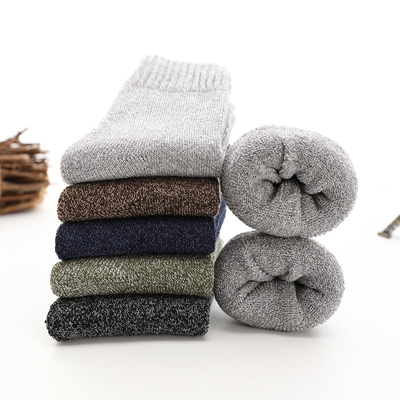 5 pairs of wool socks for men | Warm and comfortable footwear | Shop Sartona