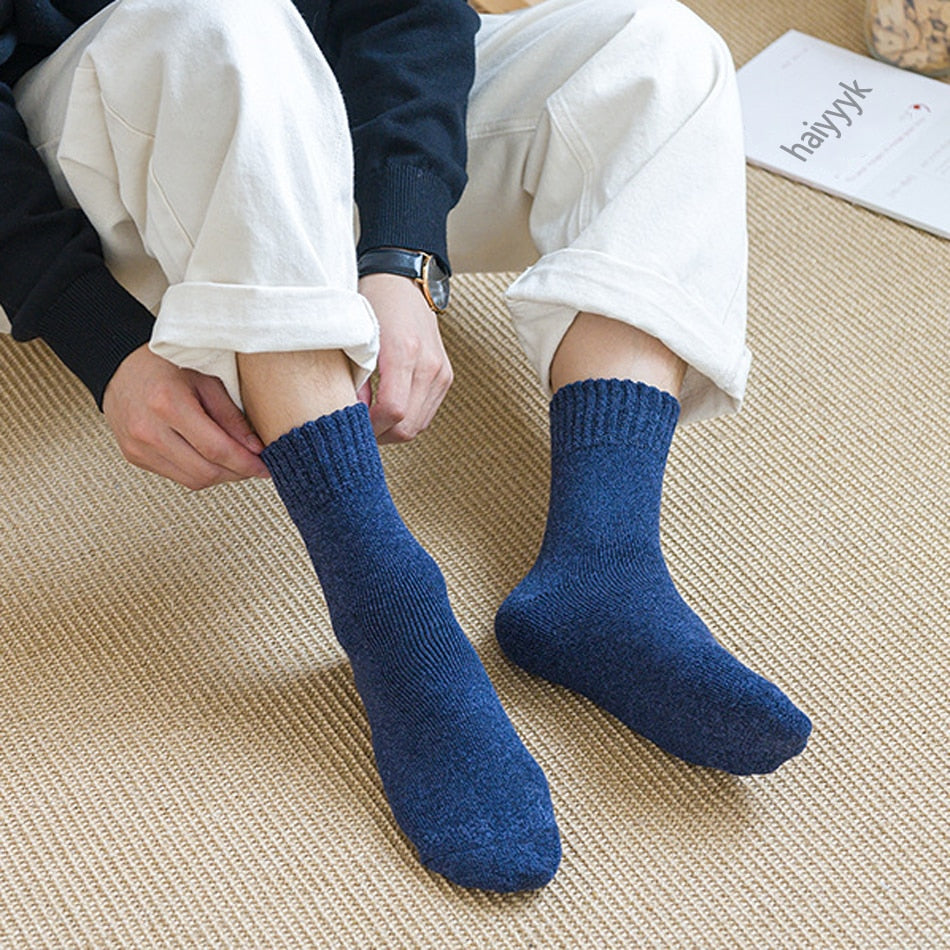 5 pairs of wool socks for men | Warm and comfortable footwear | Shop Sartona