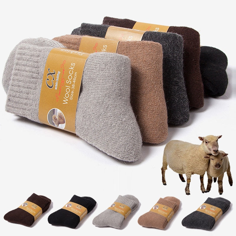 Warm wool socks for men and women | Cozy and comfortable footwear | Shop Sartona